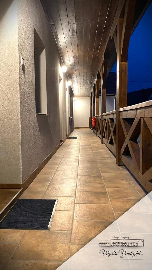 Vegvari Vendeghaz Magyarbóly エクステリア 写真